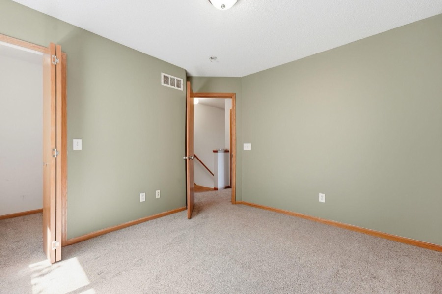 16389 Timber Crest Drive SE, Prior Lake, MN photo 18
