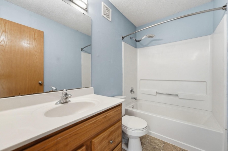 16389 Timber Crest Drive SE, Prior Lake, MN photo 19