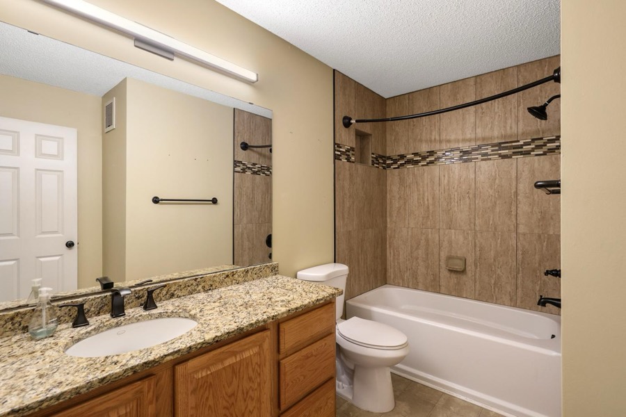 16390 Timber Crest Drive SE, Prior Lake, MN photo 10