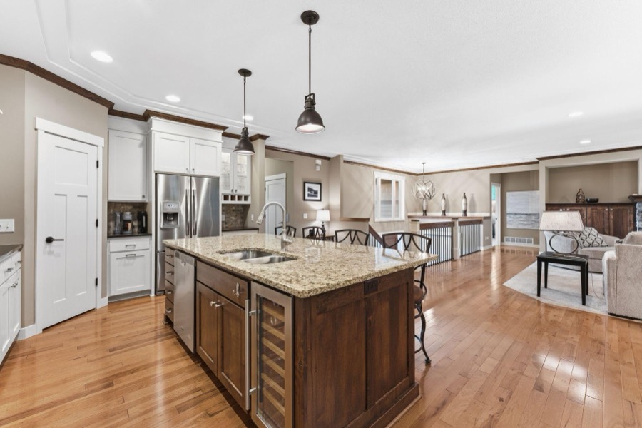 14886 Jeffers Pass NW, Prior Lake, MN photo 4