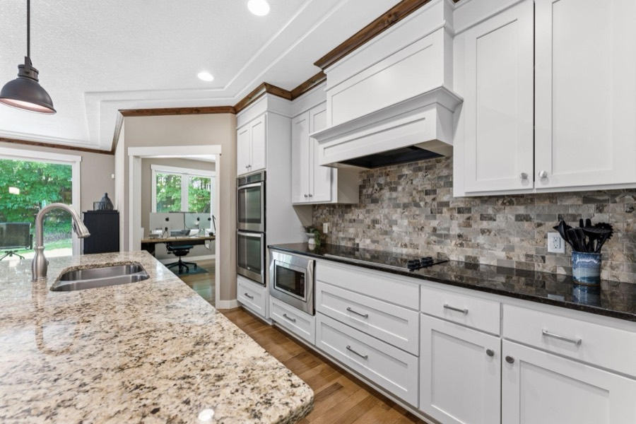 14886 Jeffers Pass NW, Prior Lake, MN photo 5