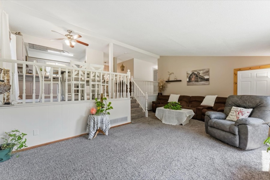 5393 Flagstaff Circle SE, Prior Lake, MN photo 5