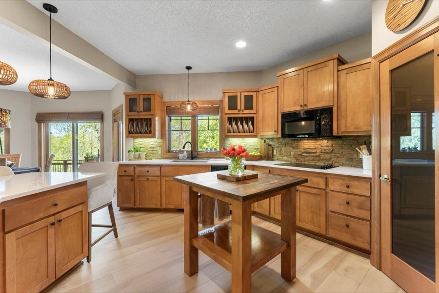 3360 Wood Duck Drive NW, Prior Lake, MN photo 9