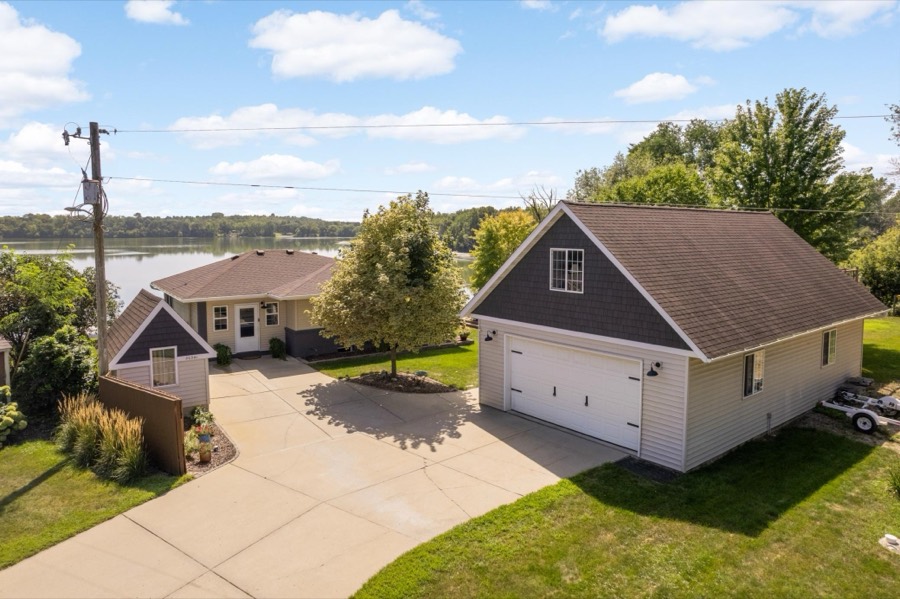 20341 Fairlawn Avenue, Prior Lake, MN photo 11