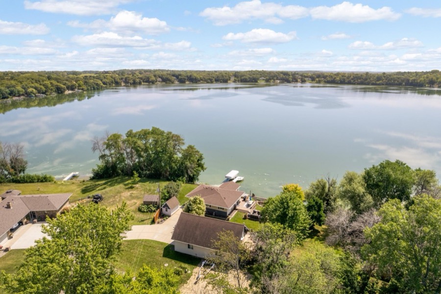 20341 Fairlawn Avenue, Prior Lake, MN photo 2
