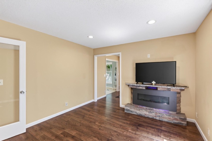 5795 Shannon Trail SE, Prior Lake, MN photo 10