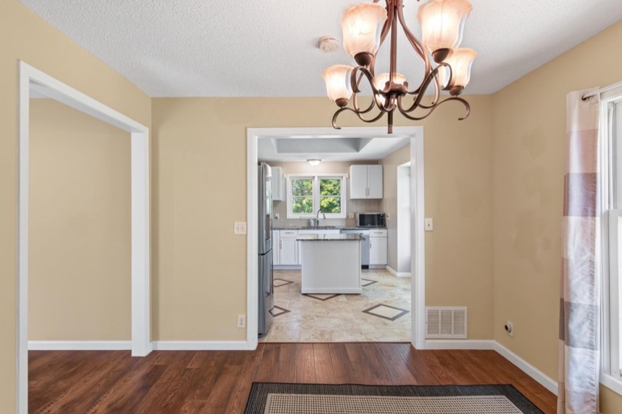 5795 Shannon Trail SE, Prior Lake, MN photo 14