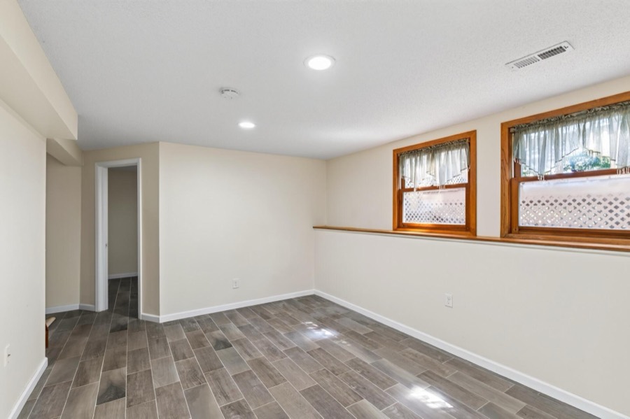 5795 Shannon Trail SE, Prior Lake, MN photo 26