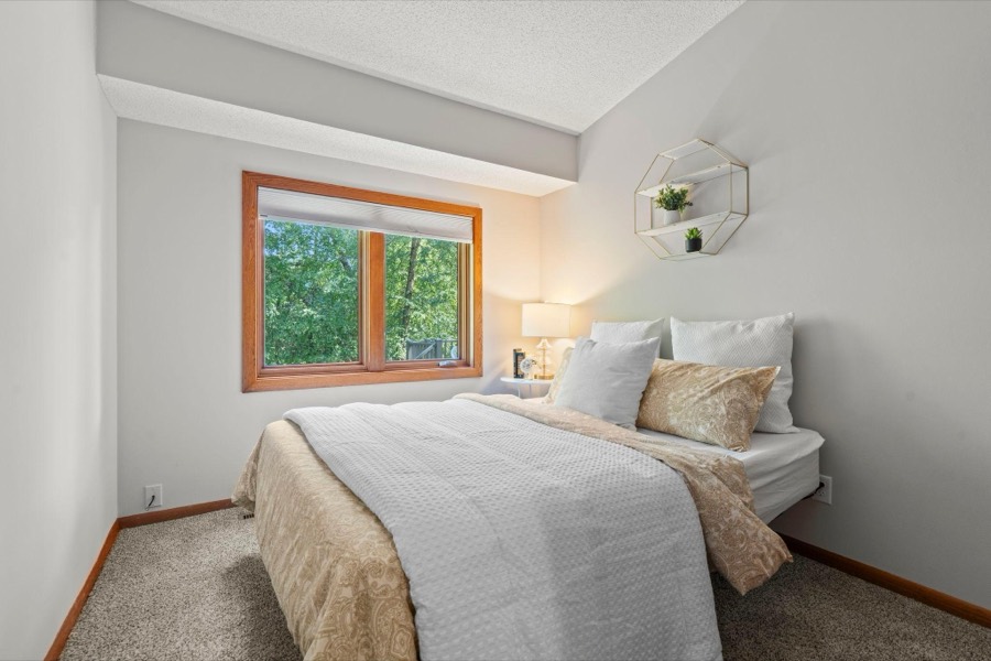 14231 Candlewood Lane NE, Prior Lake, MN photo 15