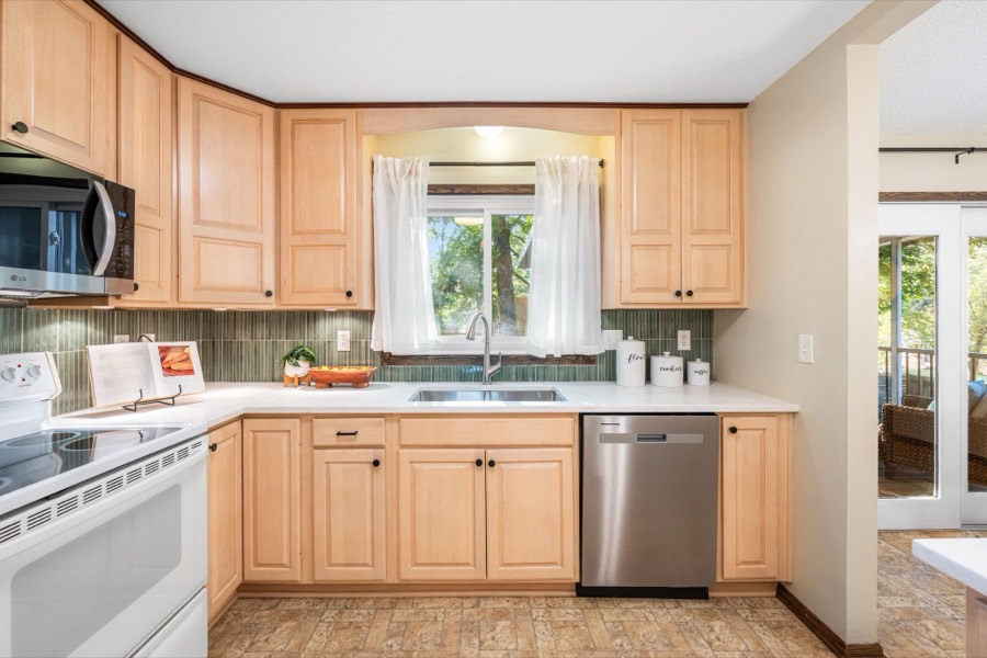 5446 Brooks Circle SE, Prior Lake, MN photo 14