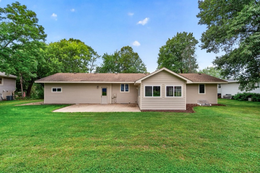 17181 Panama Avenue, Prior Lake, MN photo 5