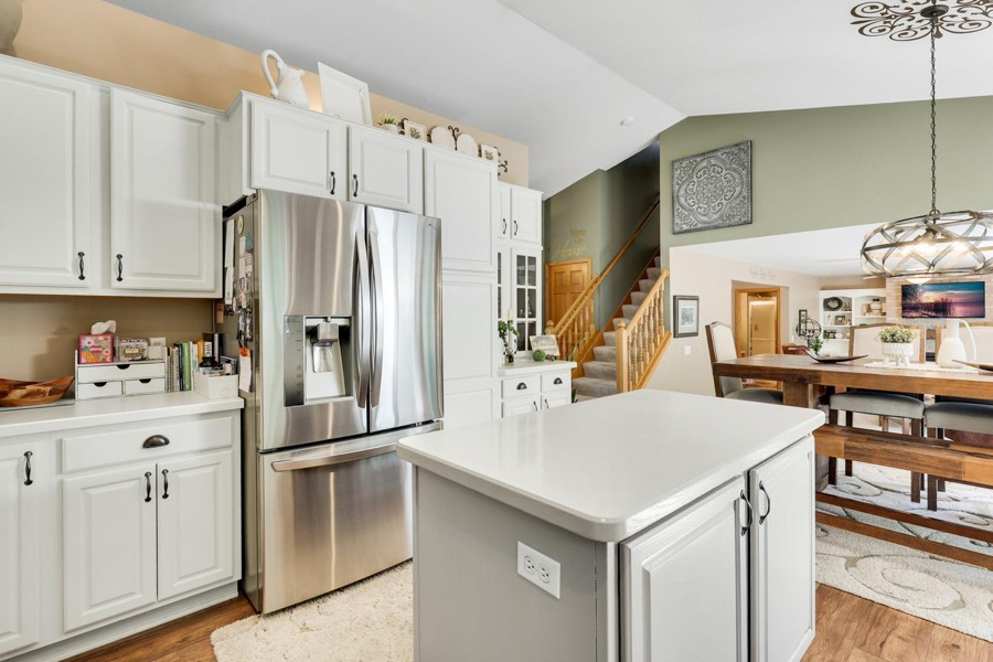 16715 Blind Lake Trail SE, Prior Lake, MN photo 12