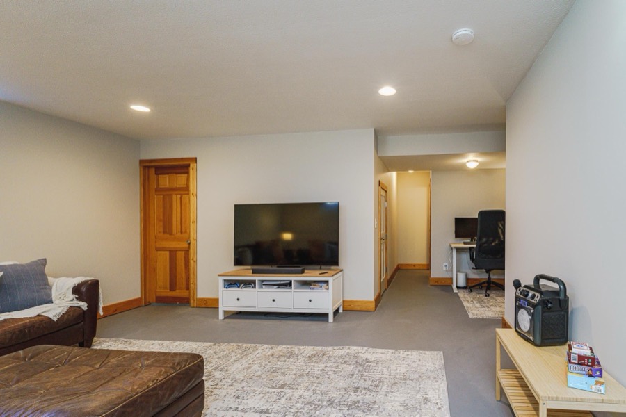 24754 Newport Avenue, Prior Lake, MN photo 25
