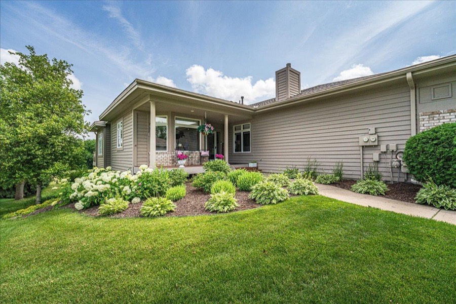 3084 Wilds Ridge Court NW, Prior Lake, MN photo 2