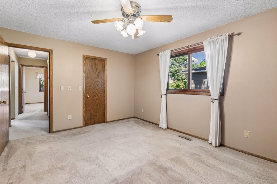 17355 Sunset Trail SW, Prior Lake, MN photo 11