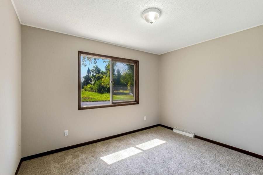 5512 Woodside Road SE, Prior Lake, MN photo 10