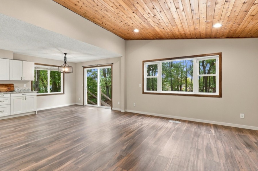 16980 Blind Lake Trail SE, Prior Lake, MN photo 2