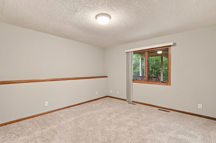 14159 Bluebird Trail NE, Prior Lake, MN photo 27