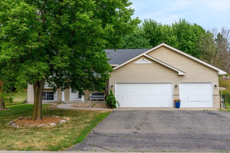 15071 Appaloosa Trail NE, Prior Lake, MN