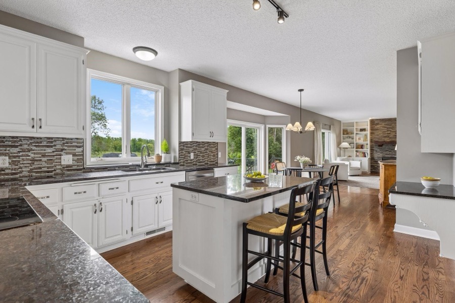 17225 Wilderness Trail SE, Prior Lake, MN