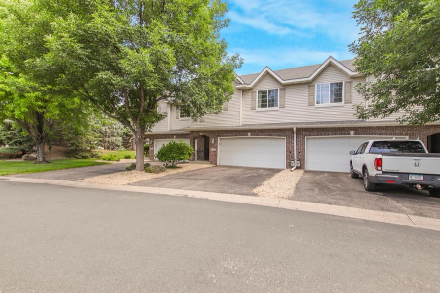 15366 Wilderness Ridge Road NW, Prior Lake, MN