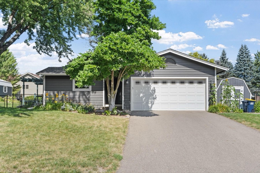 3460 Spruce Trail SW, Prior Lake, MN