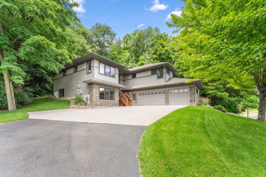 14886 Jeffers Pass NW, Prior Lake, MN