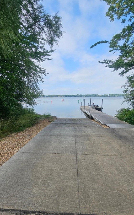 2011 Lake View Drive, Prior Lake, MN