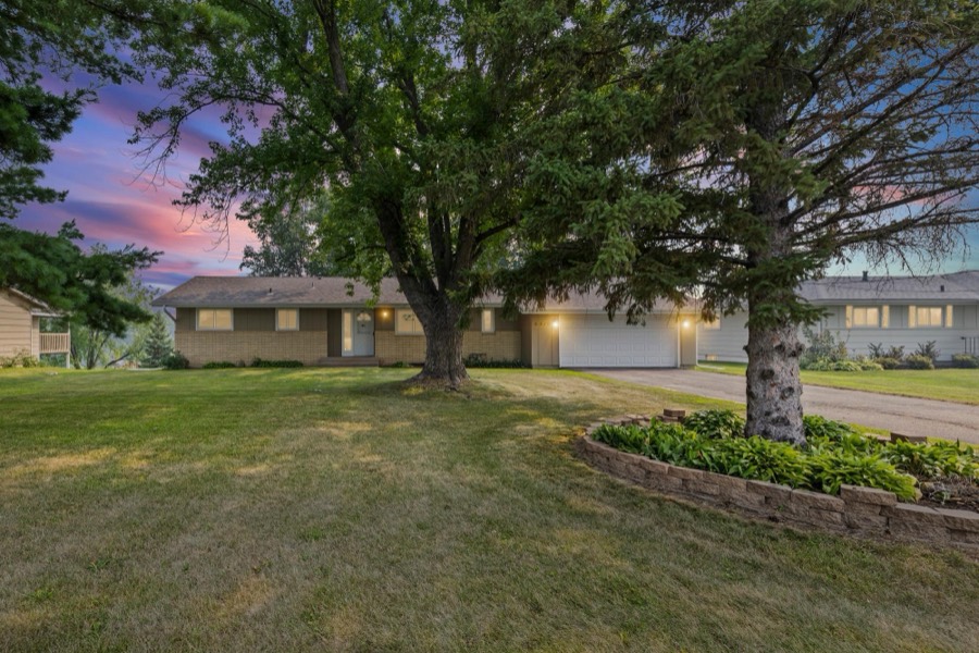 5310 Credit River Road SE, Prior Lake, MN