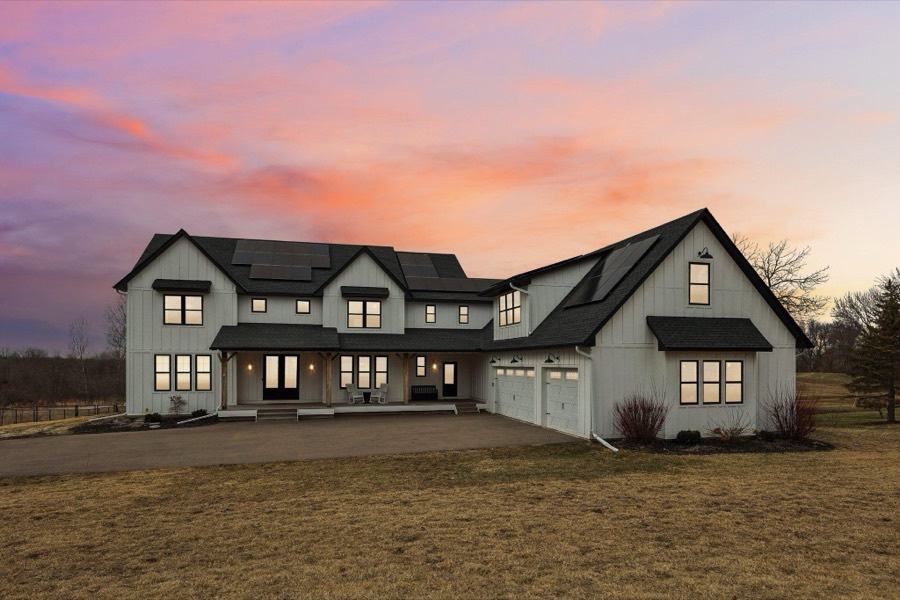 19990 Fairlawn Avenue, Prior Lake, MN