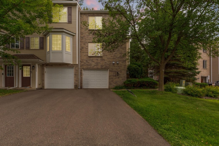 16379 Timber Crest Drive SE, Prior Lake, MN