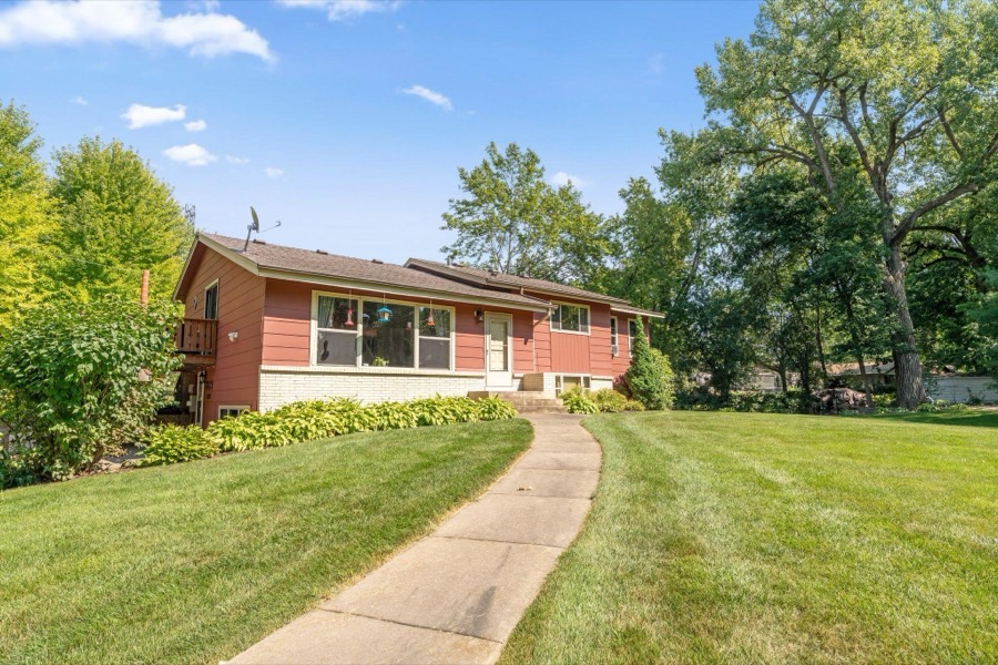 5393 Flagstaff Circle SE, Prior Lake, MN