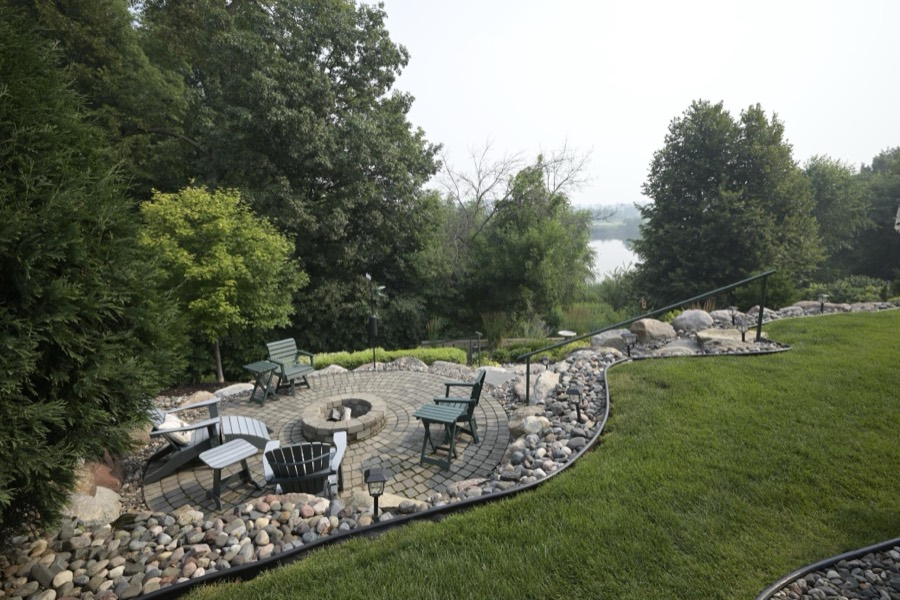 3514 Cove Point Circle NW, Prior Lake, MN
