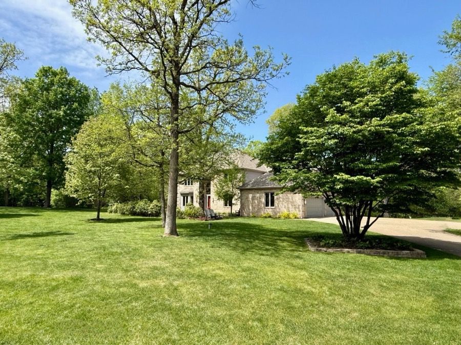 18650 Verna Lane, Prior Lake, MN