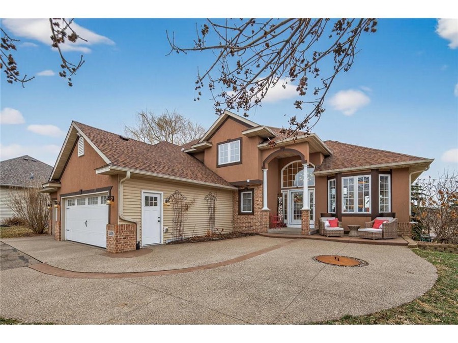 3308 Wild Horse Pass NW, Prior Lake, MN