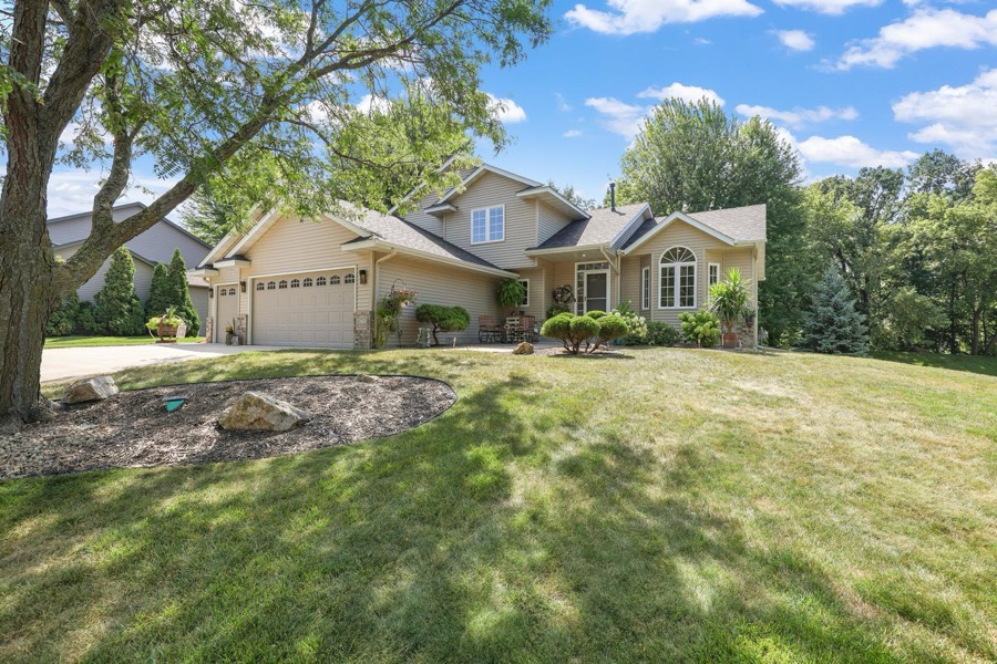 16715 Blind Lake Trail SE, Prior Lake, MN
